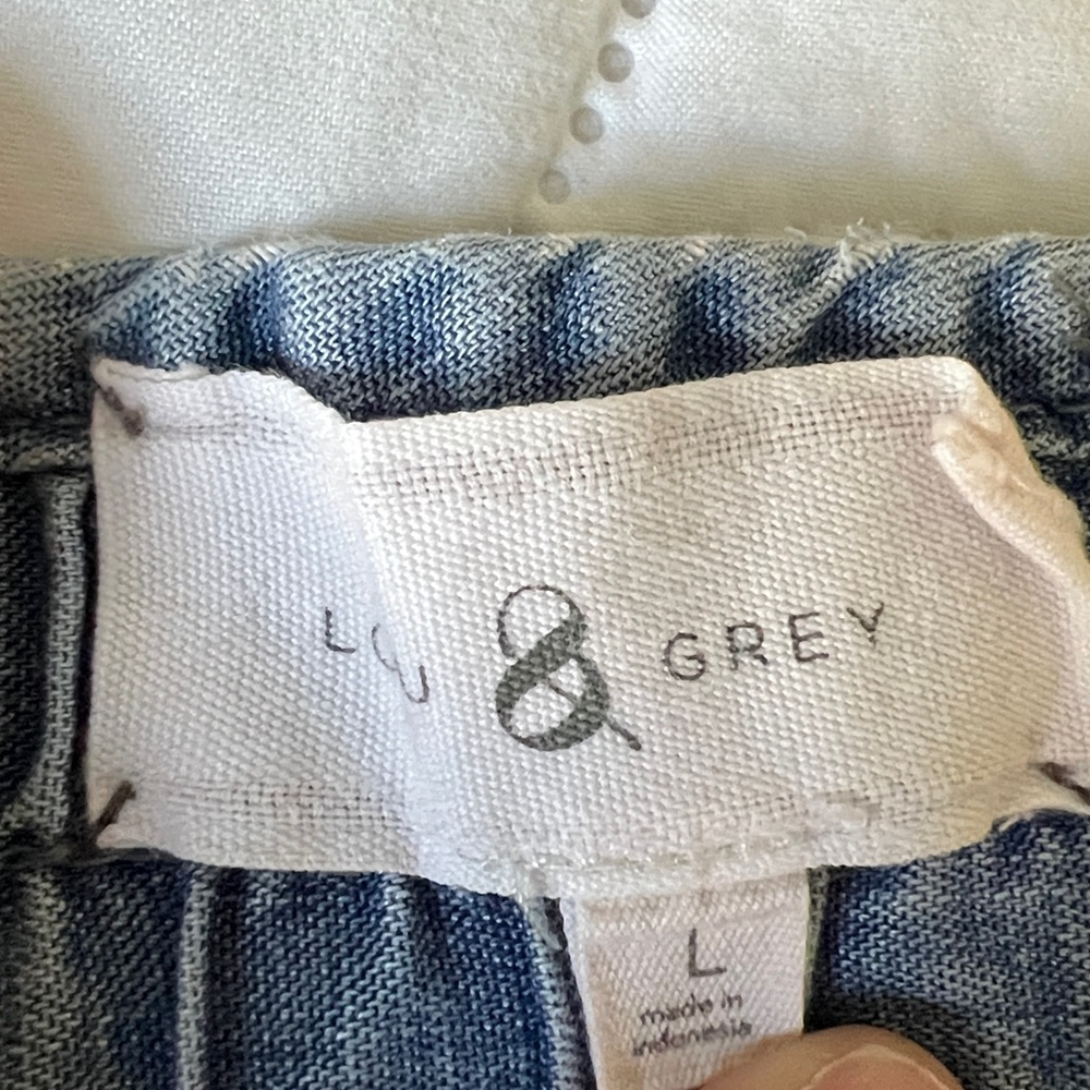 Lou & Grey Shorts - Picture 4 of 5